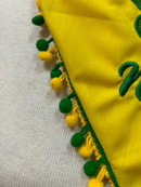 Bandana pet personaliza com a patinha do brasil + nome do pet+ pompom verde e amarelo TAM: P,M,G,GG